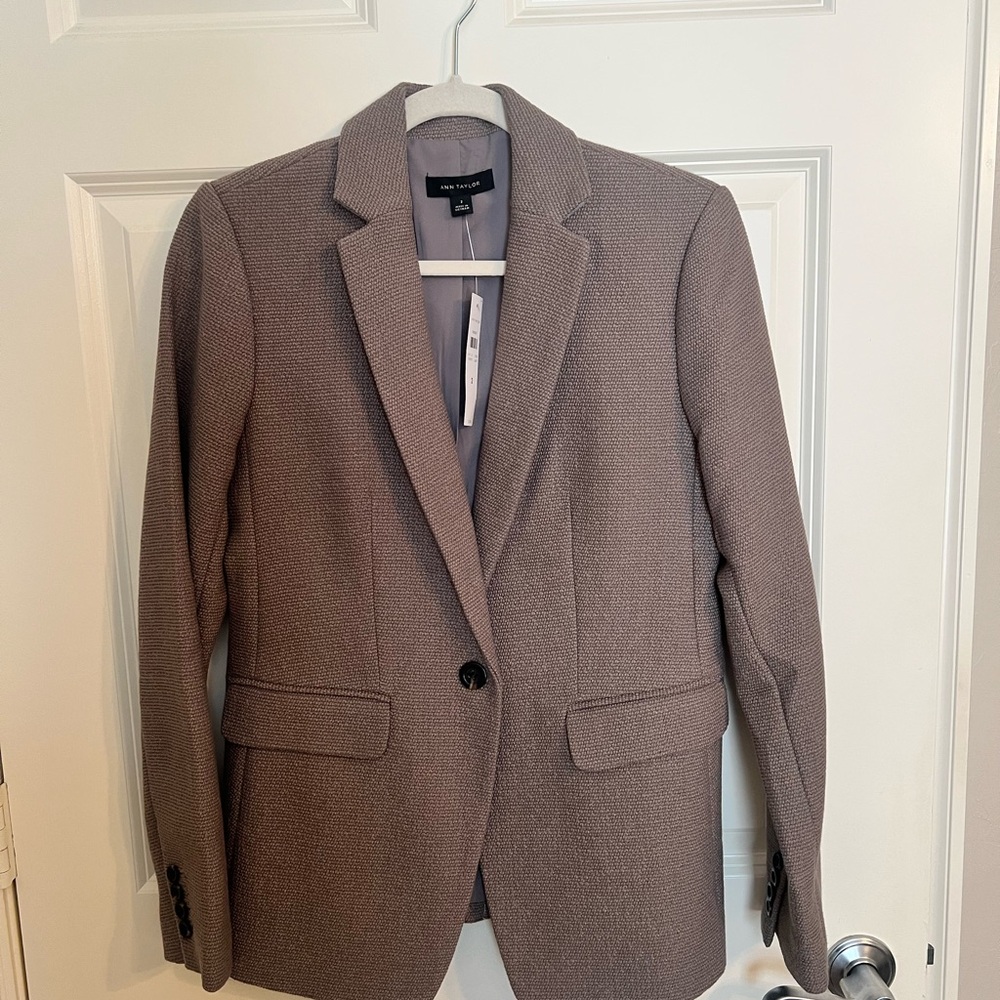 Ann Taylor Women's Blazer in Taupe